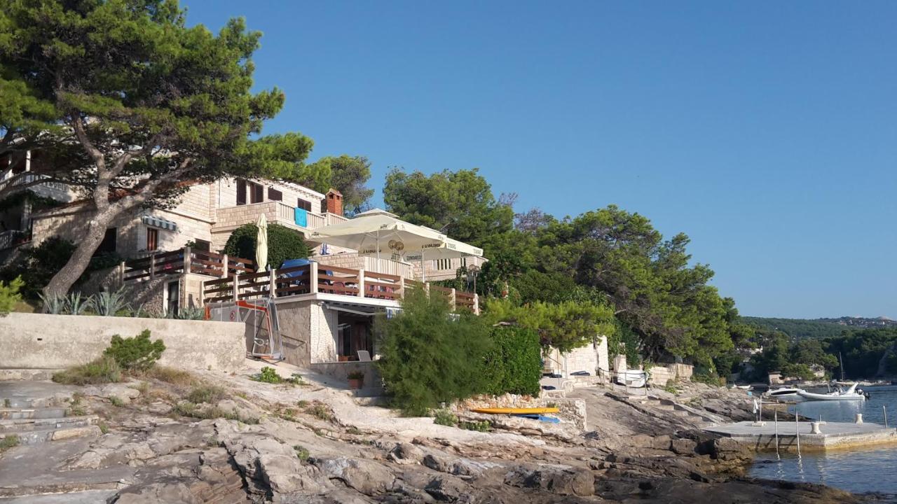 Beachfront House Pope B&B Selca  Exteriér fotografie