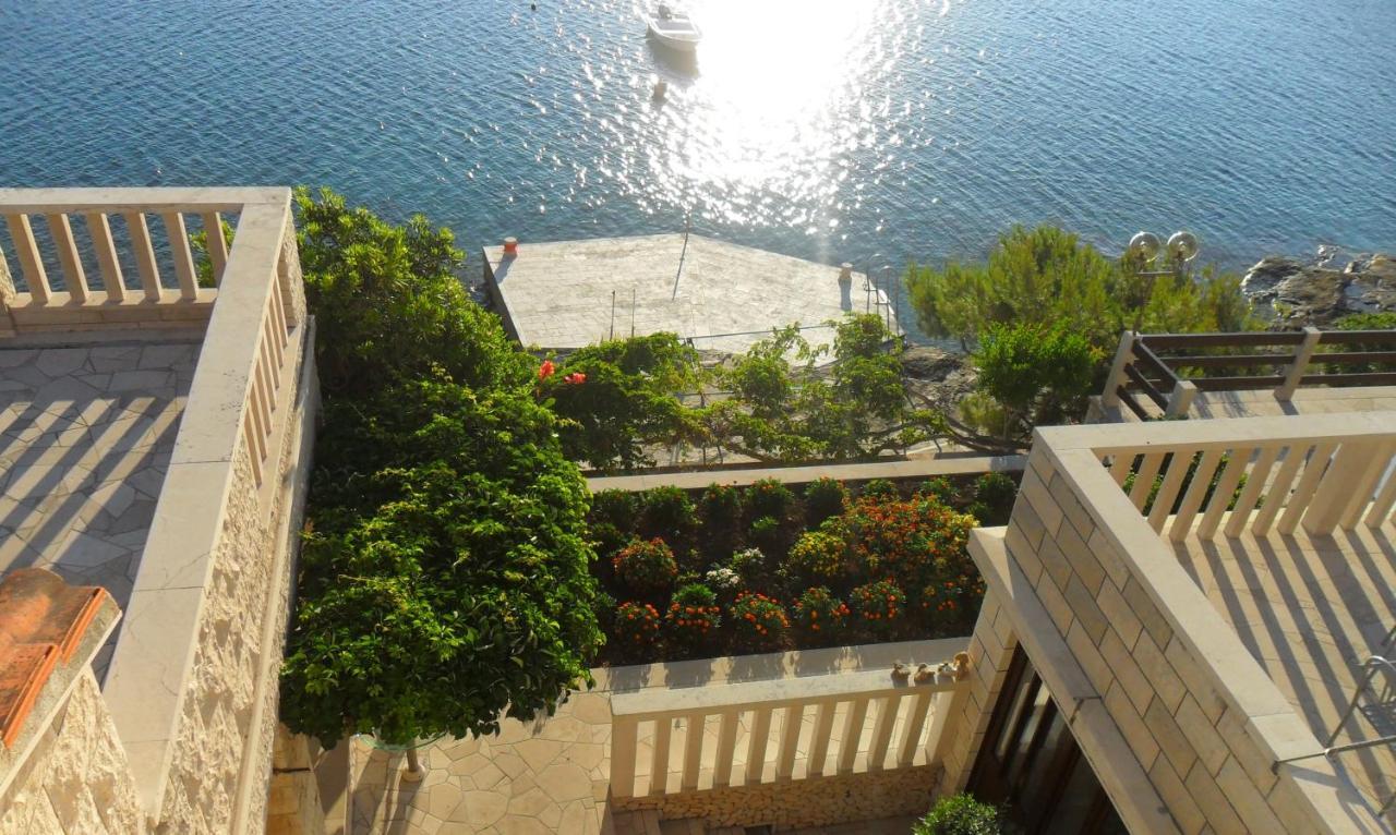 Beachfront House Pope B&B Selca  Exteriér fotografie